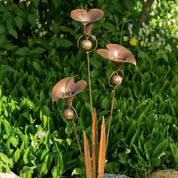 Gartenstecker Calla - Lilie Dreifach mit Glocken Kupferoptik - Gartenstecker - Voldeva