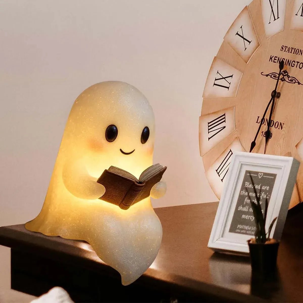 Geist - Nachtlicht Lesende Figur Dekorationsleuchte - Tischlampen - Voldeva