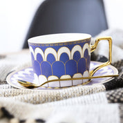 Gemustertes Teetassen-Set mit Goldenen Griffen und Untertasse - Teetassen - Blau - Voldeva
