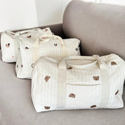 Gesteppte Reisetasche mit Stickdesign - Reisetasche - Bär - Voldeva