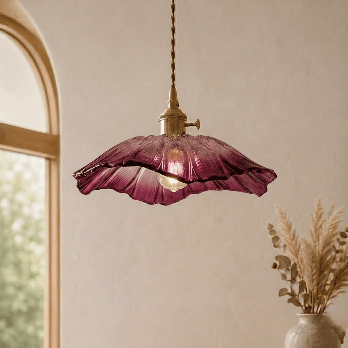 Glas Pendelleuchte mit gewelltem Blütenschirm im Vintage-Design - Pendant Light Fixtures - Lila - Voldeva
