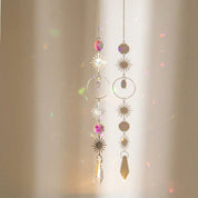 Hängender Kristall Suncatcher Mond und Sterne Design - Sonnenfänger - Gelassenheit - Voldeva