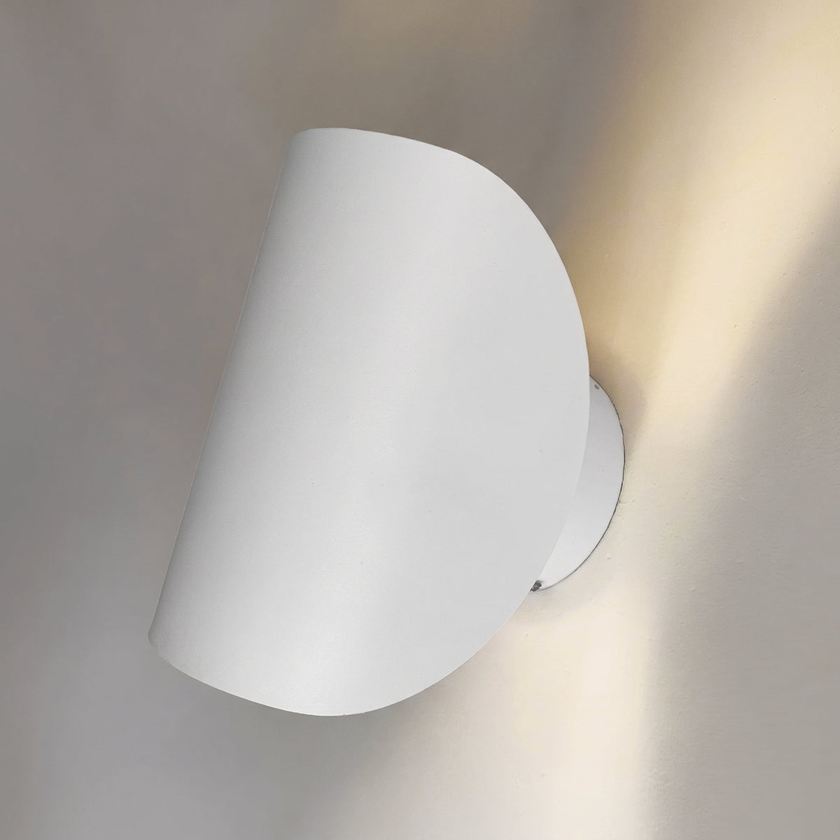 Halbmond LED Wandleuchte Schwarz Up-Down Lichteffekt Modernes Design - Wall Light Fixtures - Weiß - Voldeva