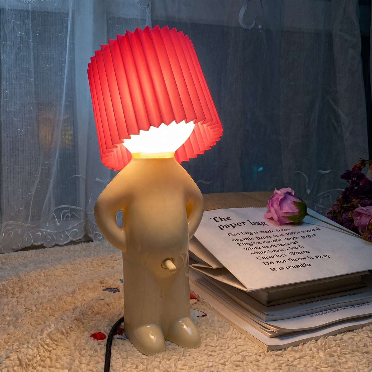 Human Figuren-Tischleuchte mit Plissee-Schirm - Table Lamps - Rosa - Voldeva