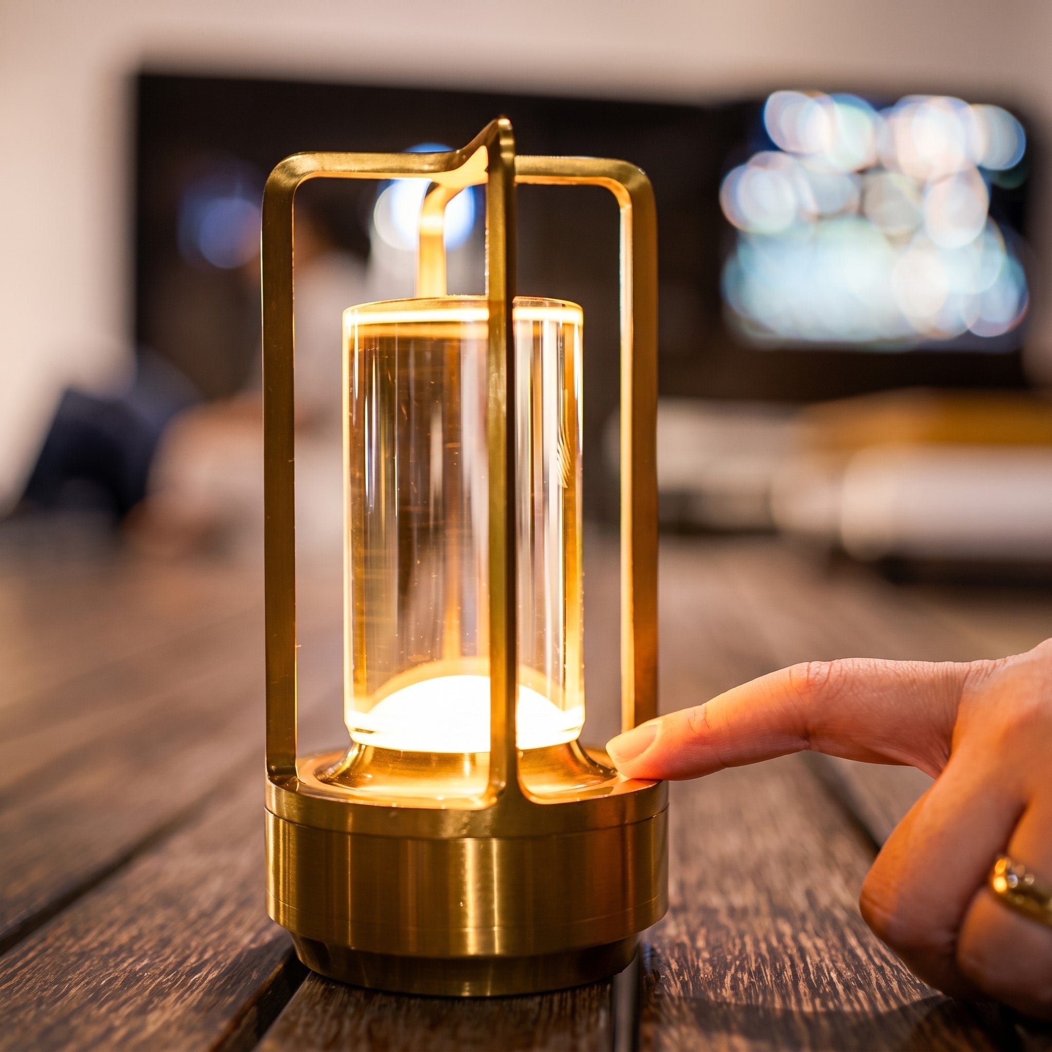 Kabellose Kristall Tischlampe im Laternendesign - Table Lamps - Gold - Voldeva