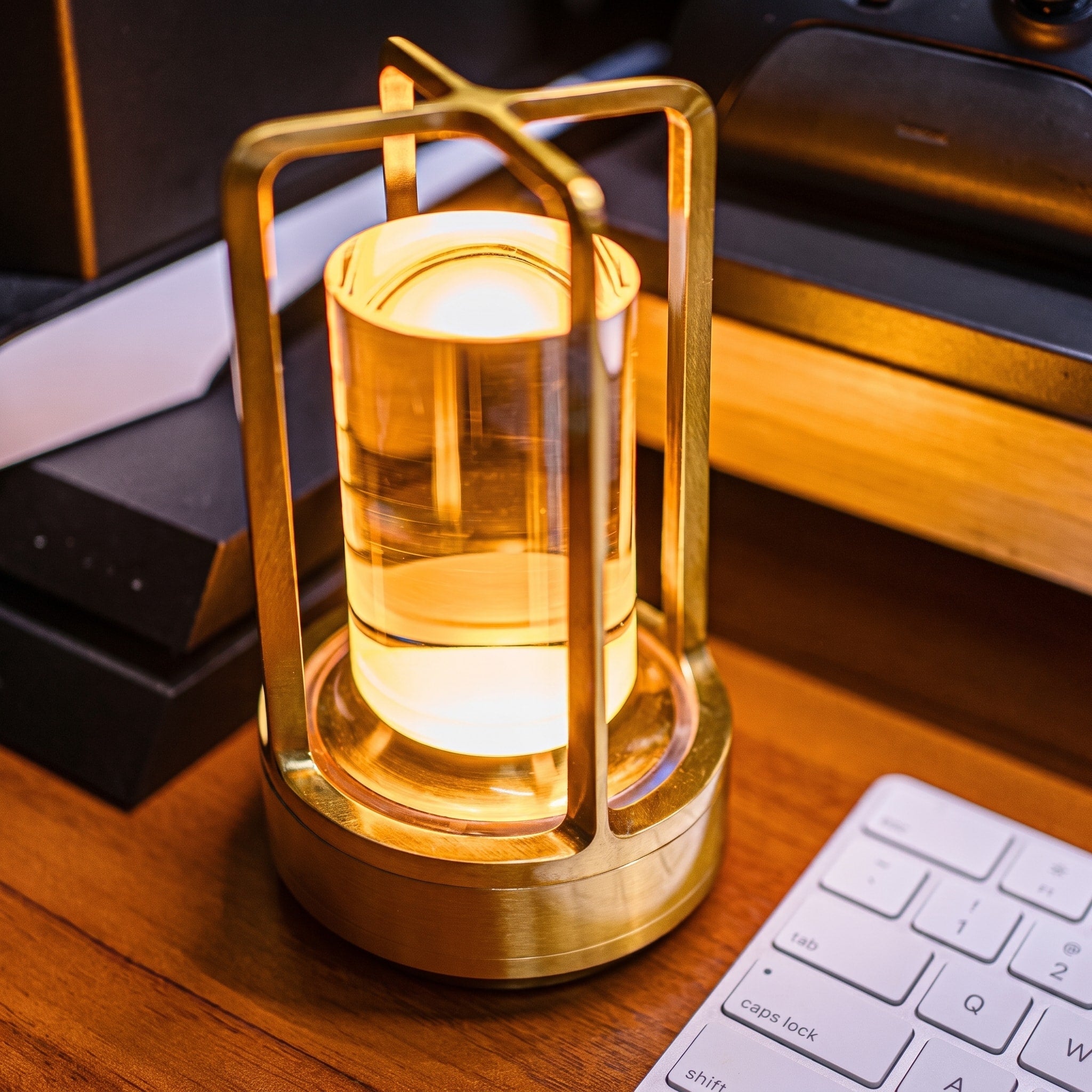 Kabellose Kristall Tischlampe im Laternendesign - Table Lamps - Gold - Voldeva