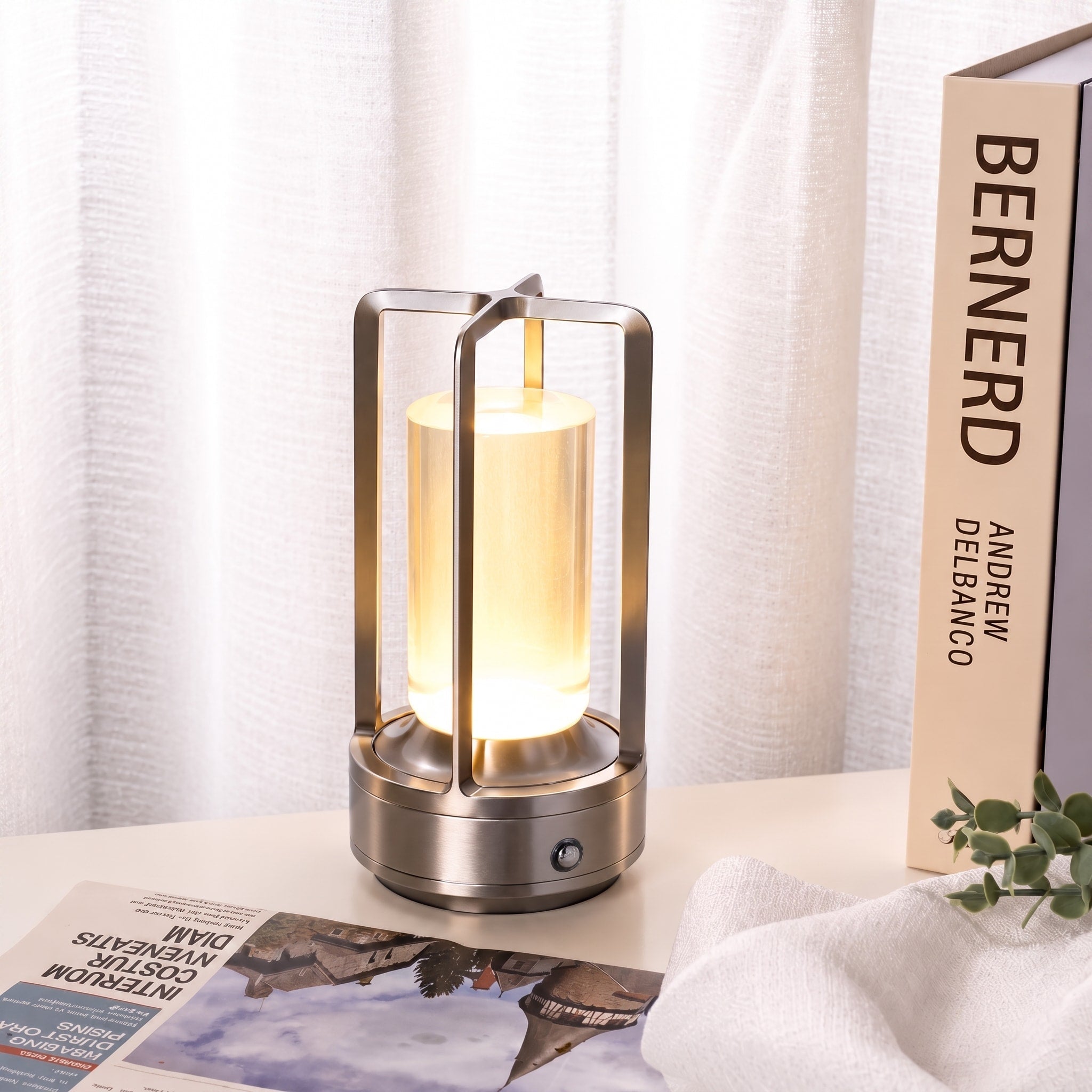 Kabellose Kristall Tischlampe im Laternendesign - Table Lamps - Silber - Voldeva