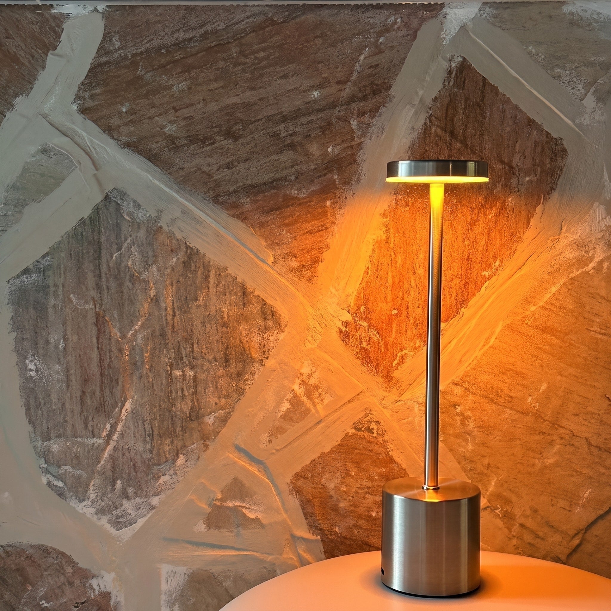 Kabellose LED Tischlampe Akku Metallständer Modernes Design - Table Lamps - Gold - Voldeva