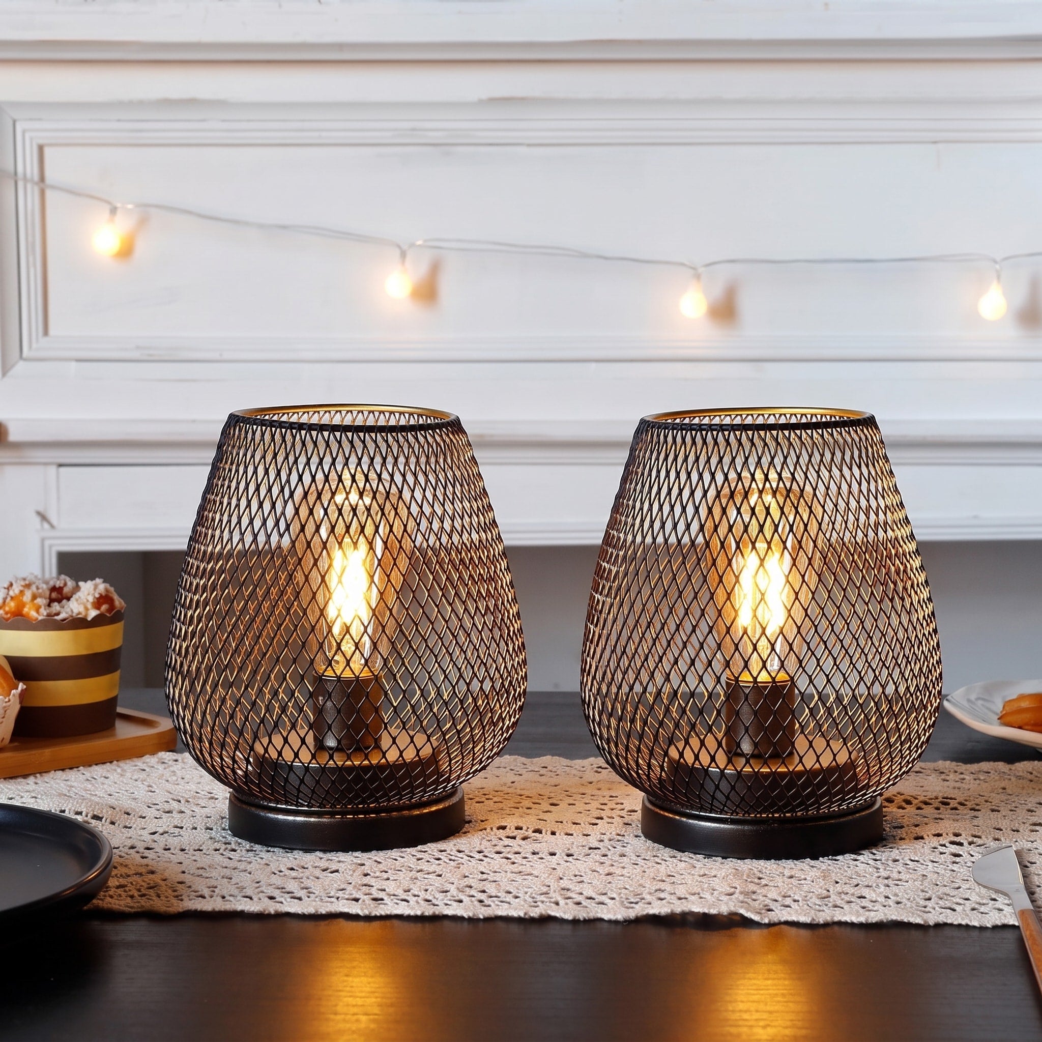 Kabellose LED Tischlampe mit Metallgitter Design - Table Lamps - Voldeva