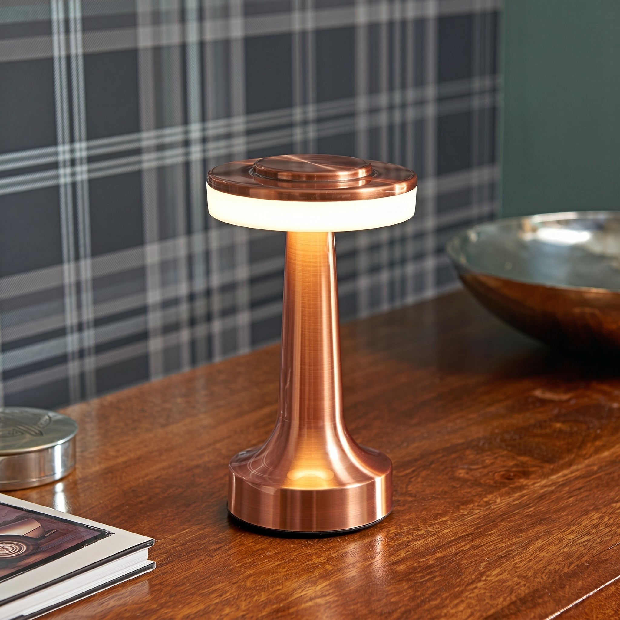 Kabellose LED Tischlampe mit Touch-Funktion und T-Design - Tischlampe - Roségold - Voldeva