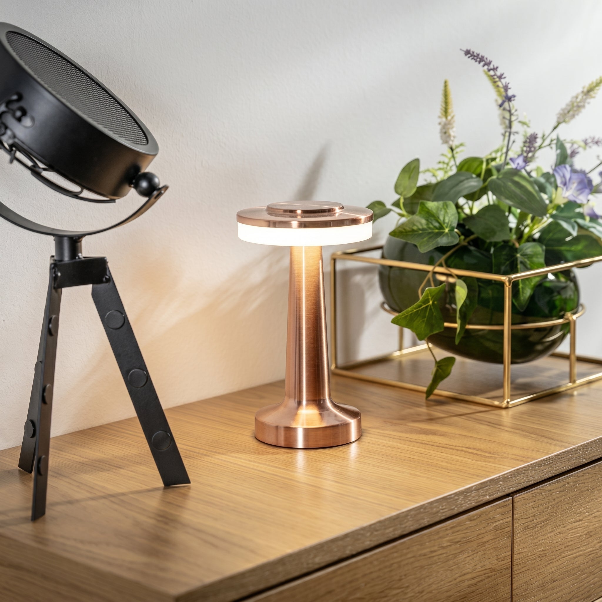 Kabellose LED Tischlampe mit Touch-Funktion und T-Design - Tischlampe - Roségold - Voldeva
