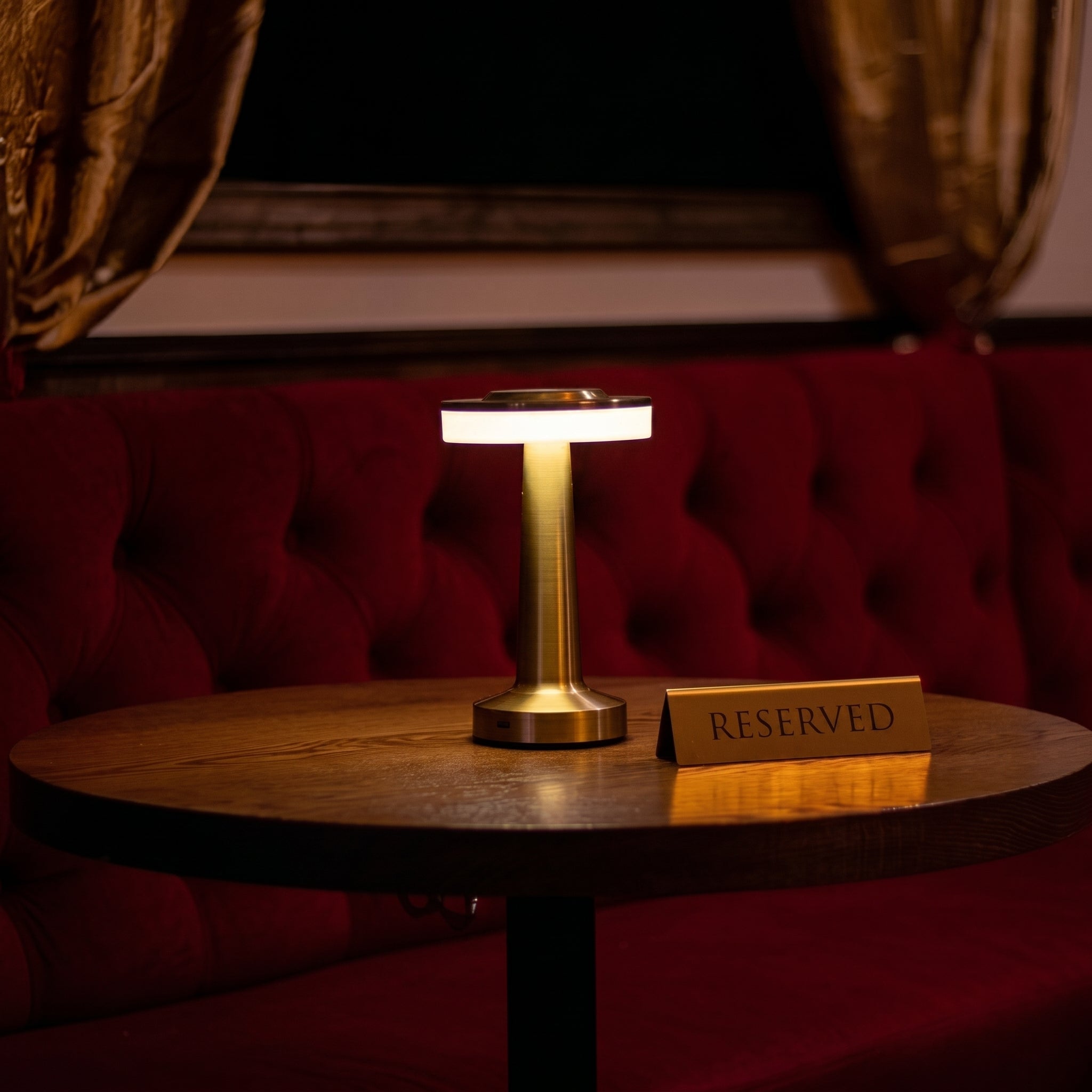Kabellose LED Tischlampe mit Touch-Funktion und T-Design - Tischlampe - Gold - Voldeva