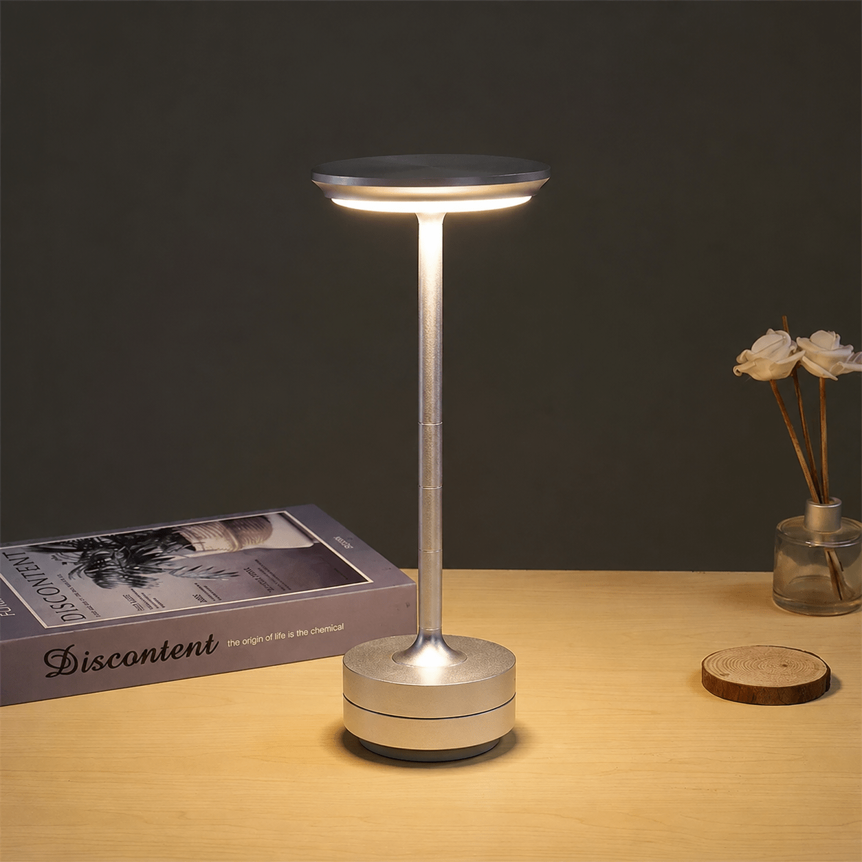 Kabellose Metall Tischlampe mit Touch-Bedienung - Table Lamps - Silber - Voldeva