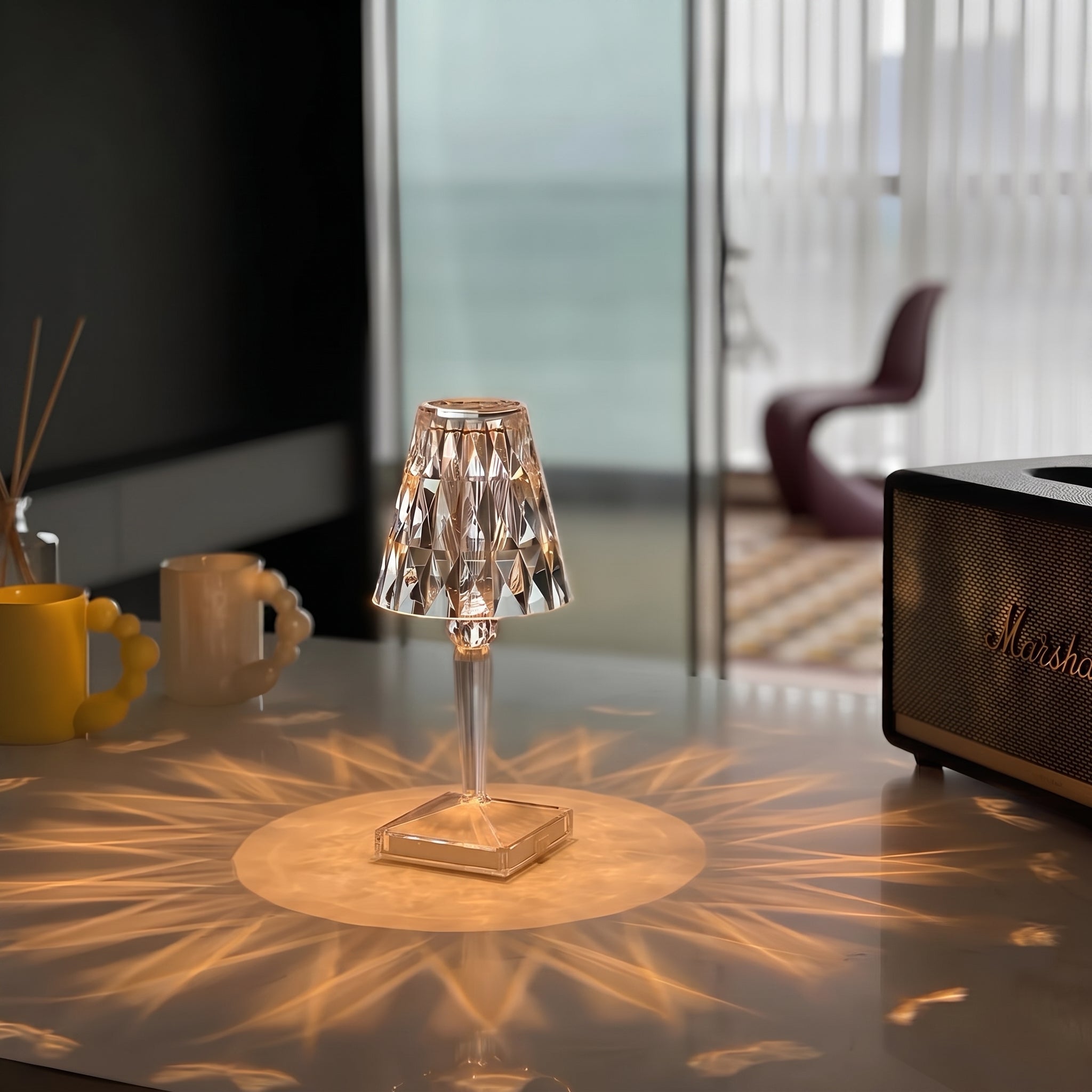 Kristall Diamantförmige Tischlampe mit Quadratischem Sockel - Tischlampe - Kristall - Voldeva