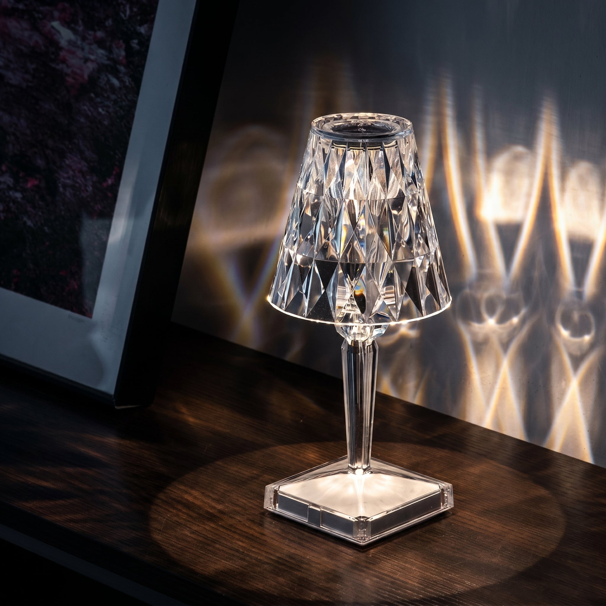 Kristall Diamantförmige Tischlampe mit Quadratischem Sockel - Tischlampe - Kristall - Voldeva