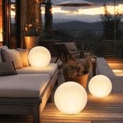 Kugelförmige Weiße Solar - LED Gartenleuchte - Gartenbeleuchtung - Klein (20 cm) - Voldeva