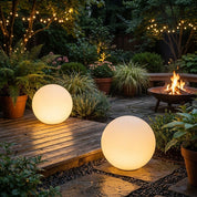Kugelförmige Weiße Solar - LED Gartenleuchte - Gartenbeleuchtung - Klein (20 cm) - Voldeva