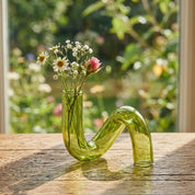 Kurvenförmige Vase mit Kerzenhalter - Vasen - Grün - Voldeva