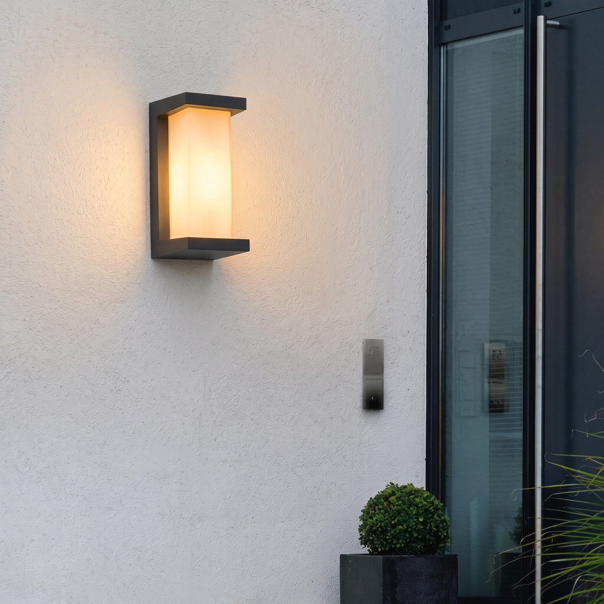LED Außenwandleuchte in rechteckigem Design für Hauseingänge - Wall Light Fixtures - Vertikales Licht - Voldeva