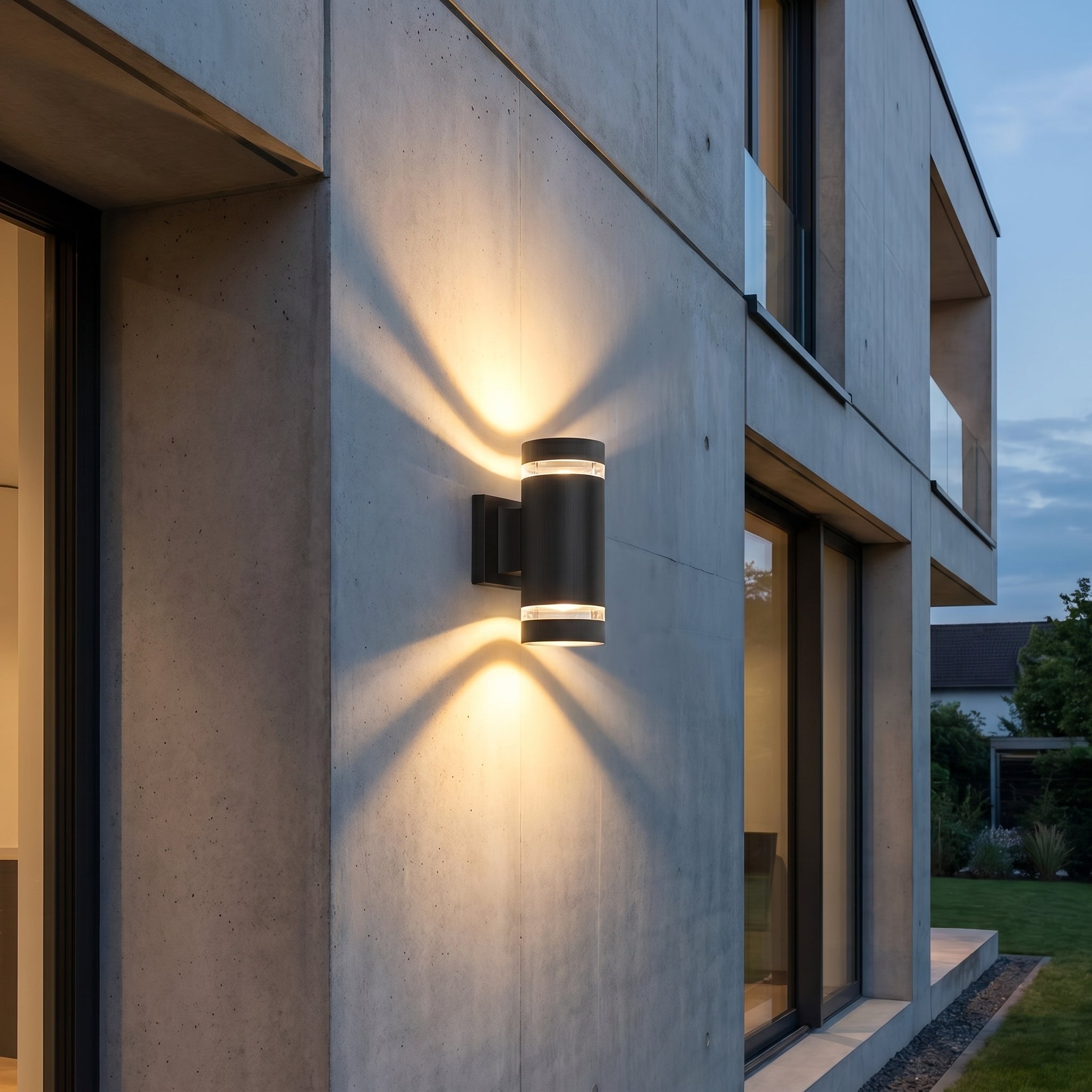 LED Außenwandleuchte mit Auf - Ab - Lichteffekt - Wandleuchten - Warmes Licht - Voldeva