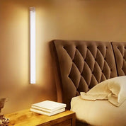 LED Leiste mit Bewegungssensor für Schrank und Flur - LED Leiste - Warmes Weiß - Voldeva