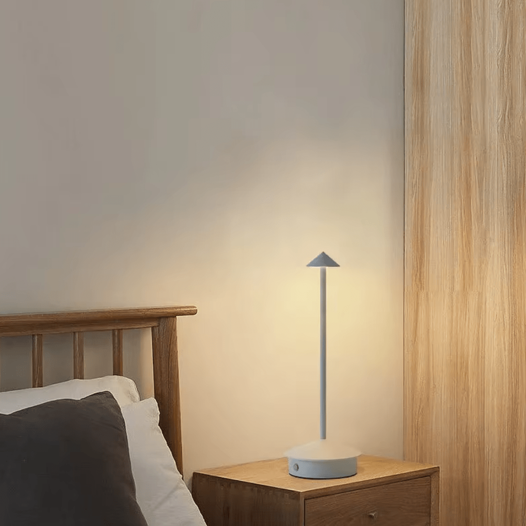 LED Tischlampe für Schreibtisch und Nachttisch - Tischlampe - Braun - Voldeva