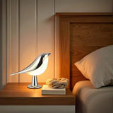 LED Tischleuchte im modernen Vogel Design