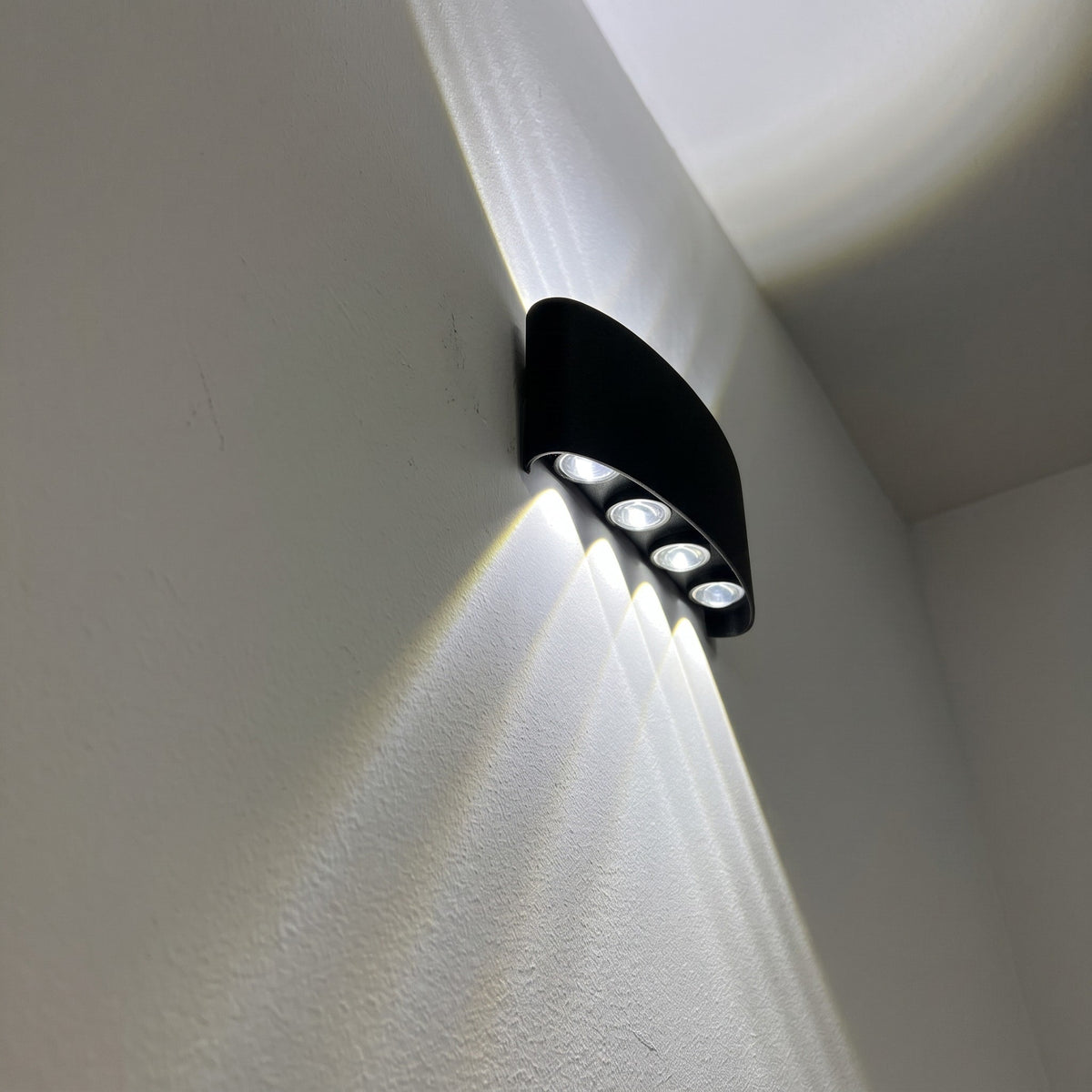 LED Wandleuchte mit Mehrfach-Lichtstrahl Design - Wall Light Fixtures - Weiß - Voldeva