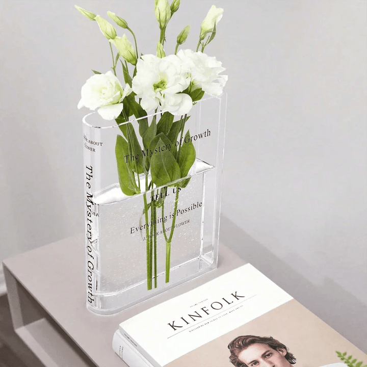 Lina – Transparente Buchvase aus Acryl für moderne Blumenarrangements - Blumenvase - Voldeva