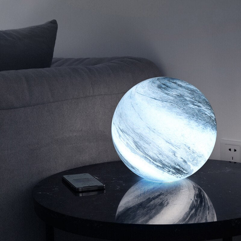 LunaCrystal – Elegante Glas - Moonlampe mit bezaubernden kosmischen Details für stimmungsvolle Räume - Table Lamp - Voldeva