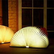 Magische Buchlampe aus Zellophanpapier mit LED - Beleuchtung - Buchlampe - Voldeva