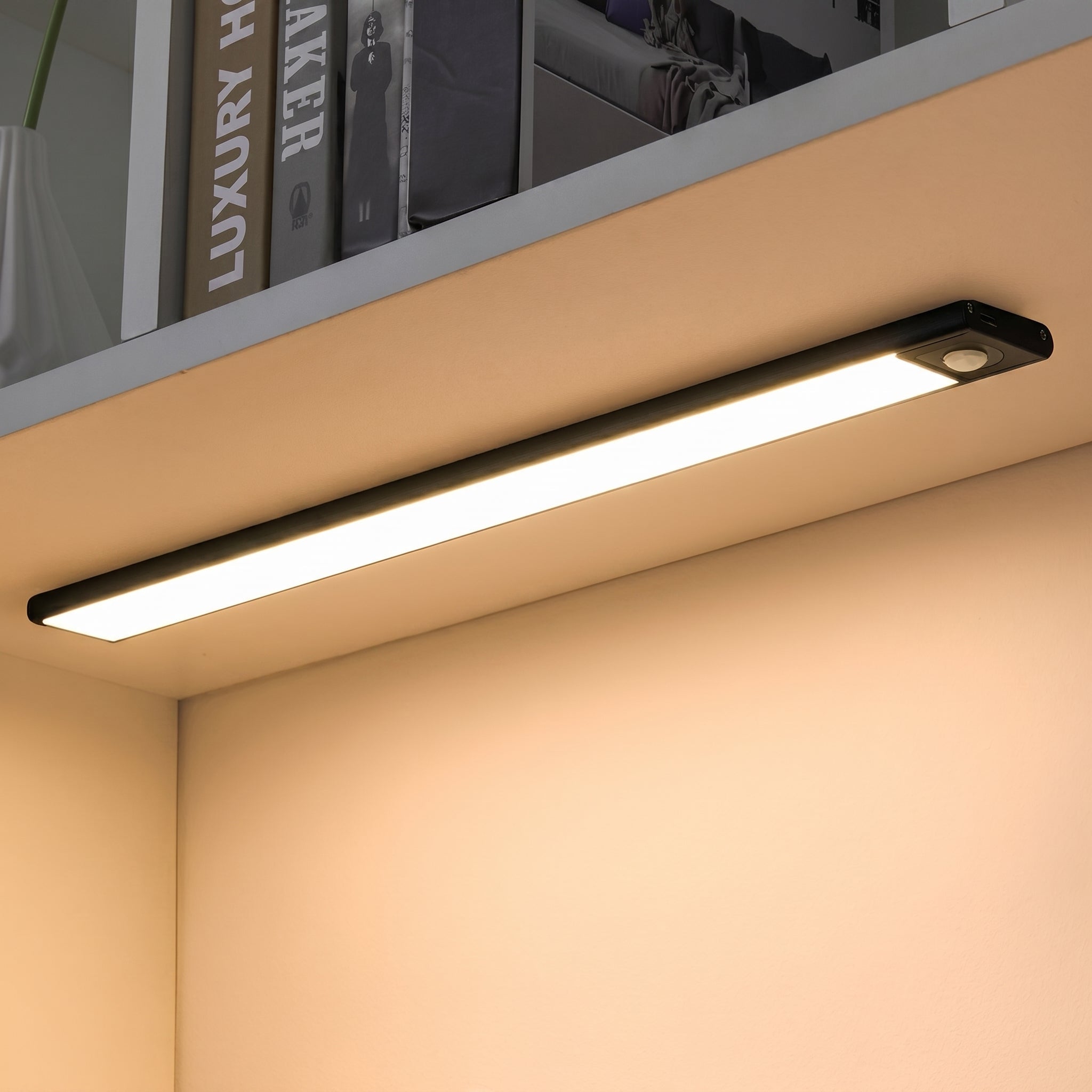 Magnetischer kabelloser LED - Lichtbalken mit Bewegungssensor - Magnetische Lichtleiste - Schwarz - Voldeva