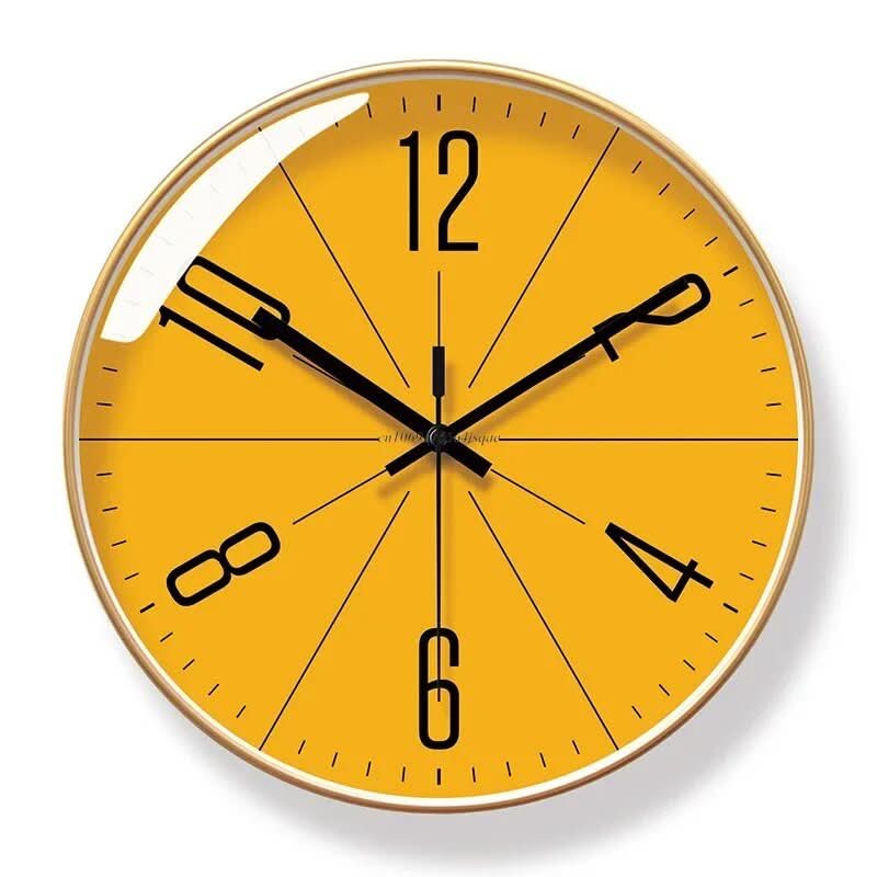 Milan – Wanduhr im Nordischen Stil mit Präzisionsuhrwerk - Wanduhr - Goldrahmen mit orangefarbenem Ziffernblatt - Voldeva