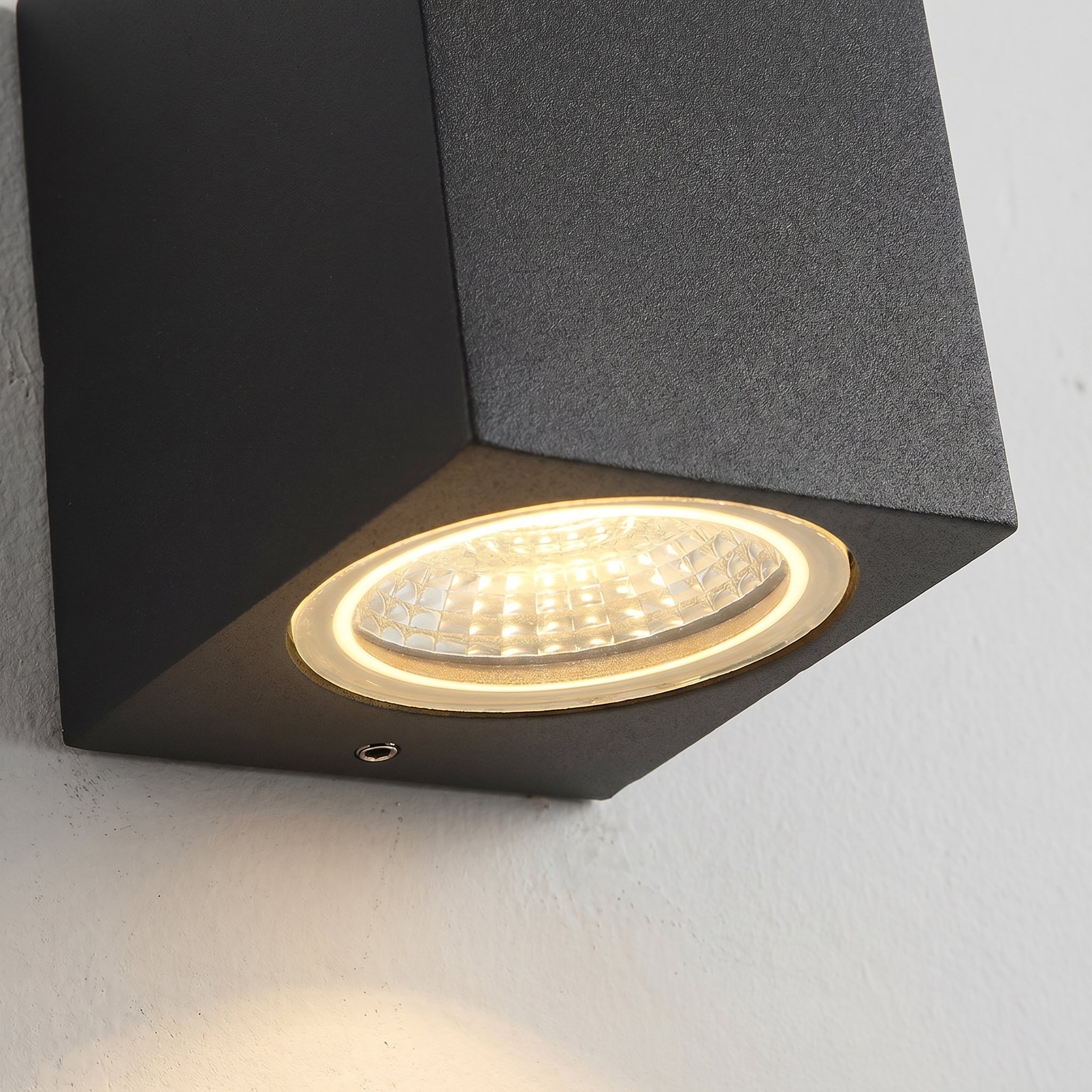 Minimalistische LED - Wandleuchte für Außenbereich - Wandleuchte - Auf&Ab - Voldeva