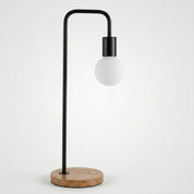 Minimalistische Tischlampe mit Gebogenem Metallarm - Lampen - Voldeva
