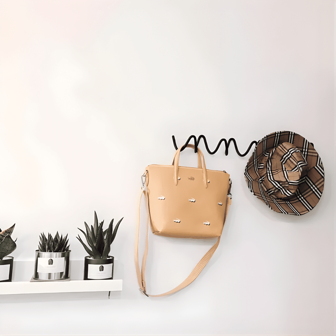 Minimalistische Wandgarderobe mit modernem Design aus Metall - Wandhaken - Schwarz - Voldeva