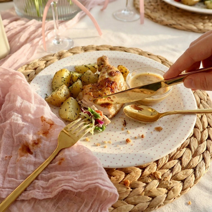 Minimalistisches Edelstahl Besteckset 30 - teilig - Küchenutensilien - Voldeva