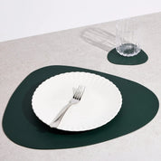 Moderne dreieckige Tischset - Tischsets - Dunkelgrün - Voldeva