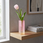 Moderne Prismenvase mit Farbverlauf - Vasen - Mattierte Aprikose - Voldeva