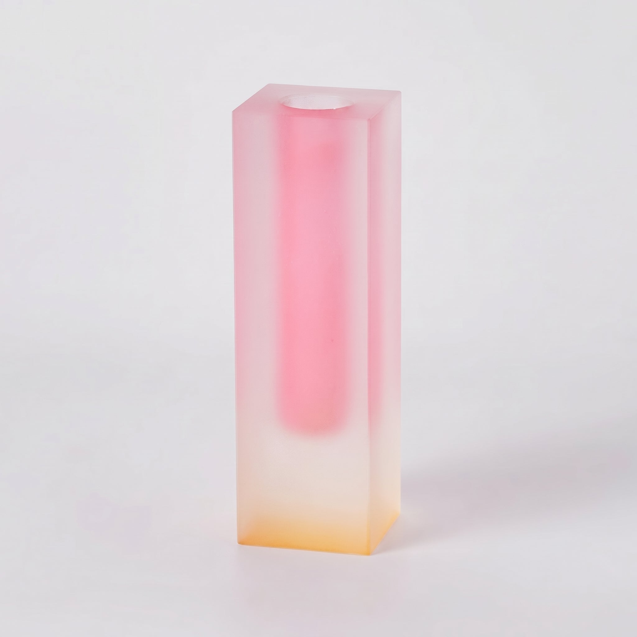 Moderne Prismenvase mit Farbverlauf - Vasen - Mattierte Aprikose - Voldeva