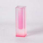 Moderne Prismenvase mit Farbverlauf - Vasen - Mattierte Dahlie - Voldeva
