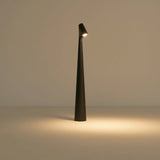 Moderne Tischleuchte im minimalistischen Design