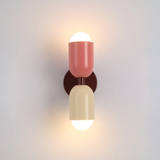 Moderne Wandlampe im Kapsel Design