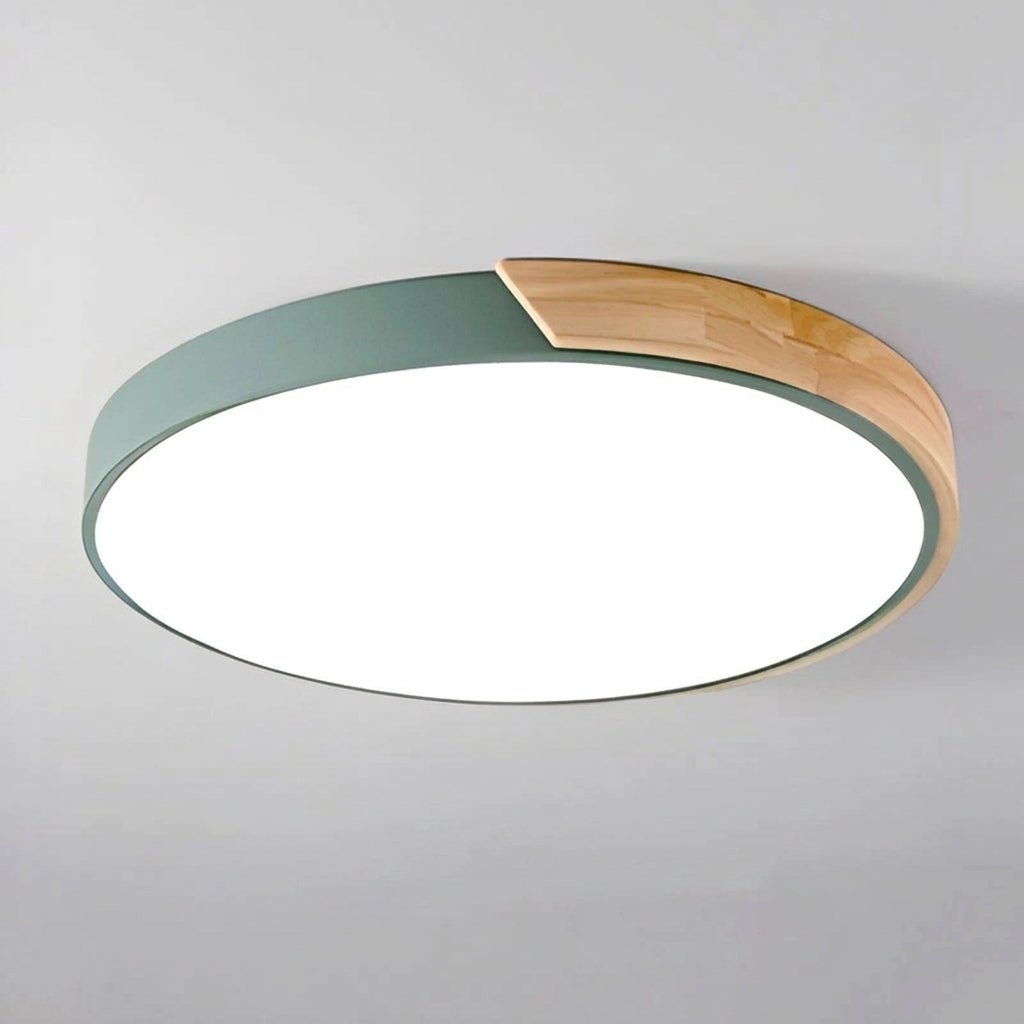 Nordische runde LED-Deckenleuchte mit natürlichem Holzakzent - Ceiling Light Fixtures - Grün - Voldeva