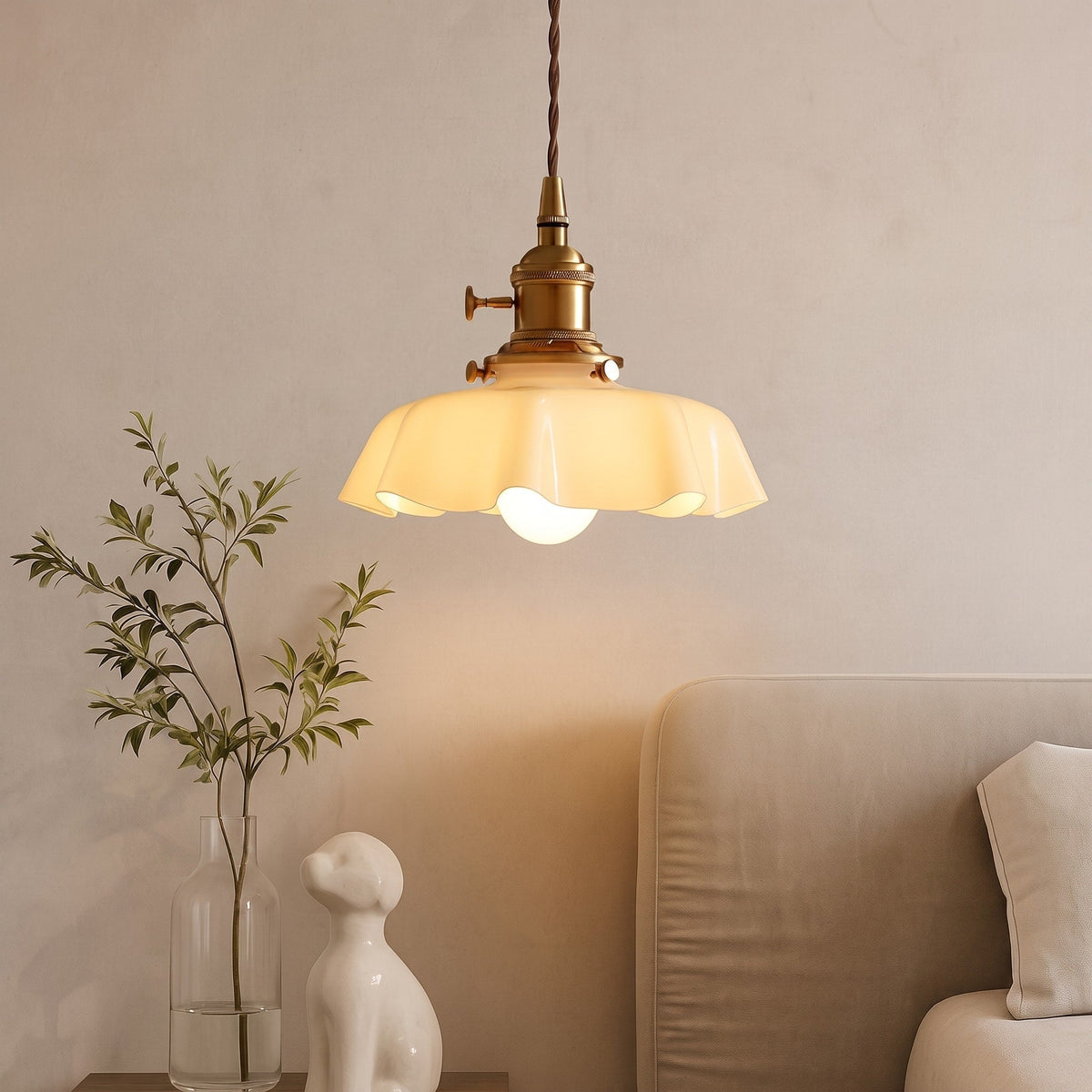 Pendelleuchte mit gewelltem Glasschirm im Vintage-Design - Pendant Light Fixtures - Voldeva