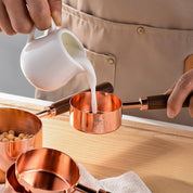 Premium Messbecher - Set für Küche und Backen aus Edelstahl und Eichenholz - Gold - Voldeva