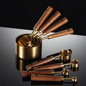 Premium Messbecher - Set für Küche und Backen aus Edelstahl und Eichenholz - Gold - Voldeva