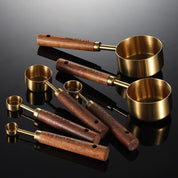 Premium Messbecher - Set für Küche und Backen aus Edelstahl und Eichenholz - Gold - Voldeva
