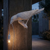 Raven Skulpturale Tischlampe - Tischlampen - Weiß - Voldeva