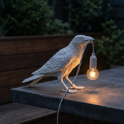 Raven Skulpturale Tischlampe - Tischlampen - Weiß - Voldeva